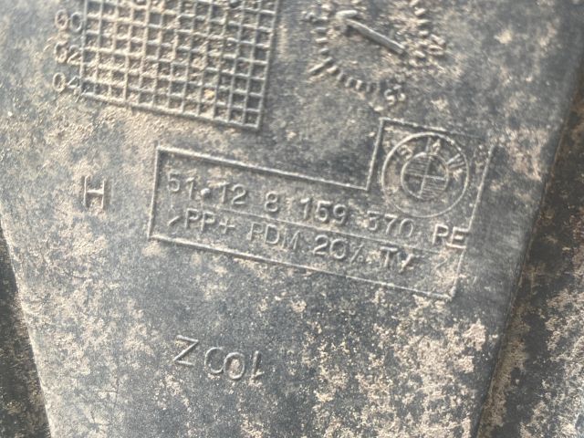 bontott BMW 5 E39 Hátsó Lökhárító (Részeivel)