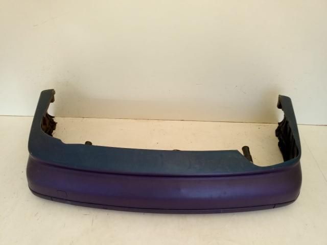 bontott BMW 5 E39 Hátsó Lökhárító (Üresen)