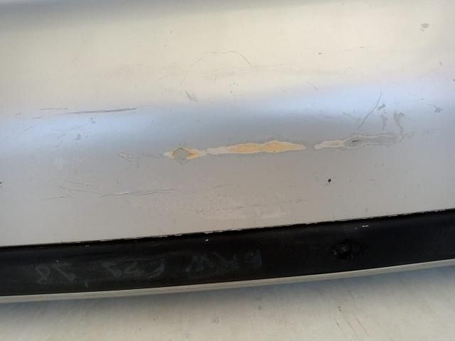 bontott BMW 5 E39 Hátsó Lökhárító (Üresen)