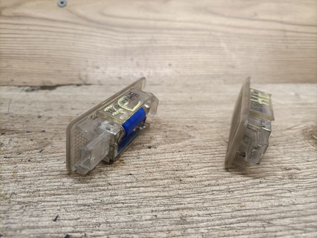 bontott BMW 5 E39 Hátsó Rendszámtábla Világítás