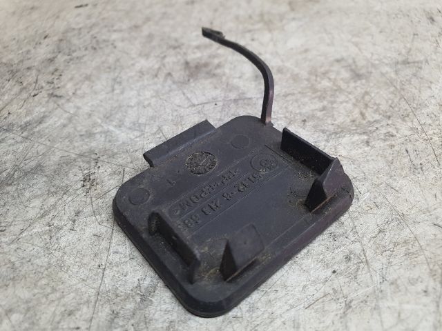 bontott BMW 5 E39 Hátsó Vonószem Burkolat