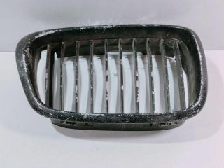 bontott BMW 5 E39 Hűtőrács