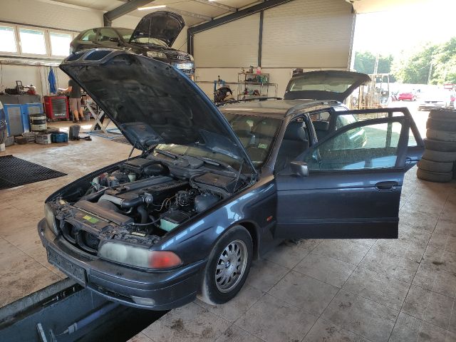 bontott BMW 5 E39 Jobb A Oszlop Burkolat