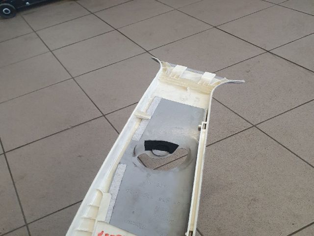 bontott BMW 5 E39 Jobb B Oszlop Burkolat