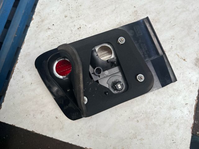 bontott BMW 5 E39 Jobb Belső Hátsó Lámpa