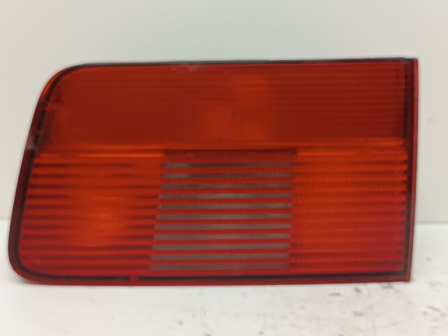 bontott BMW 5 E39 Jobb Belső Hátsó Lámpa
