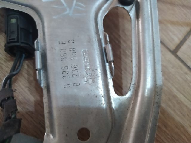 bontott BMW 5 E39 Jobb első Ablakemelő Szerkezet (Elektromos)