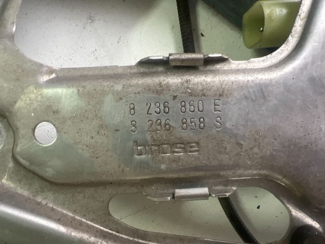 bontott BMW 5 E39 Jobb első Ablakemelő Szerkezet (Elektromos)