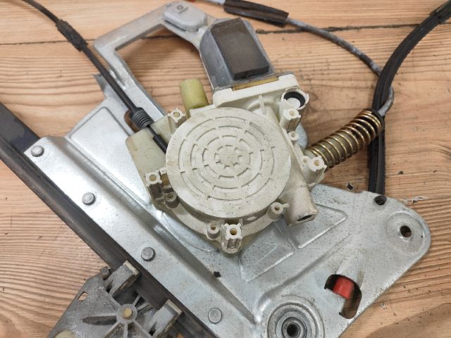 bontott BMW 5 E39 Jobb első Ablakemelő Szerkezet (Elektromos)