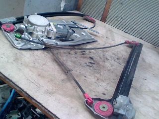 bontott BMW 5 E39 Jobb első Ablakemelő Szerkezet (Elektromos)