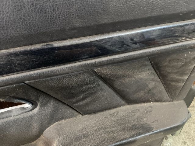 bontott BMW 5 E39 Jobb első Ajtó Kárpit