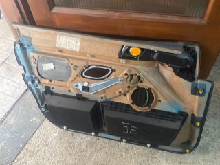 bontott BMW 5 E39 Jobb első Ajtó Kárpit