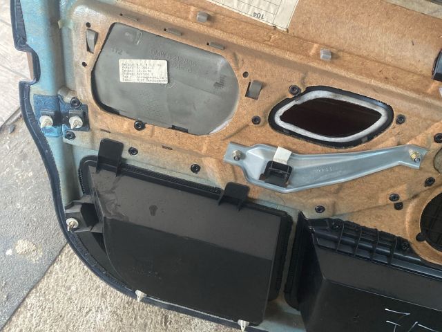 bontott BMW 5 E39 Jobb első Ajtó Kárpit