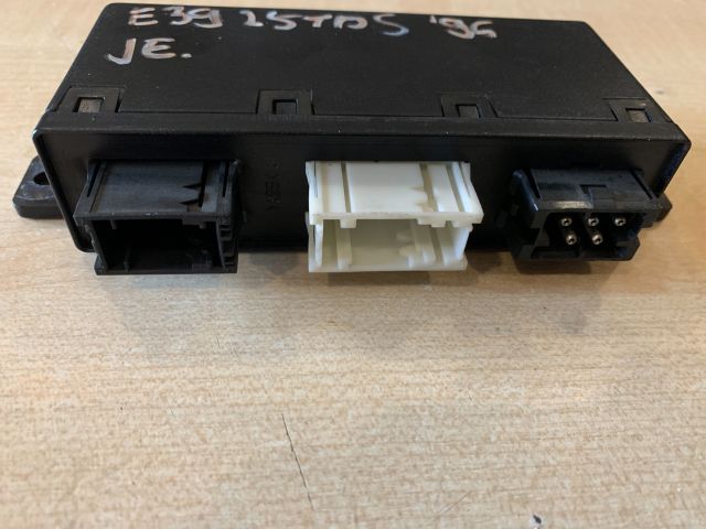 bontott BMW 5 E39 Jobb első Ajtó Vezérlőegység