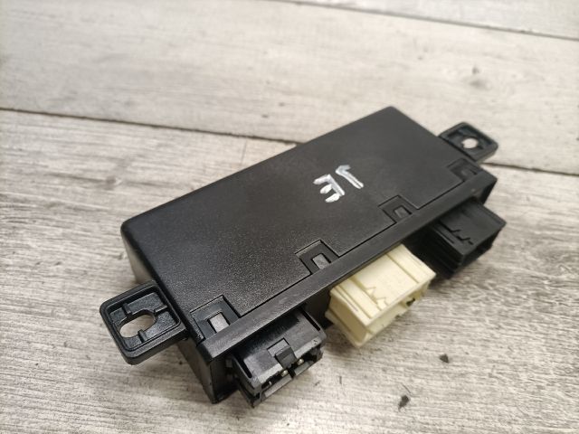 bontott BMW 5 E39 Jobb első Ajtó Vezérlőegység