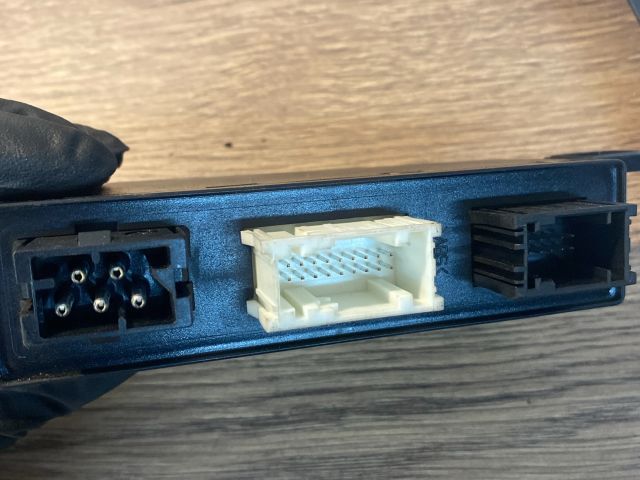 bontott BMW 5 E39 Jobb első Ajtó Vezérlőegység