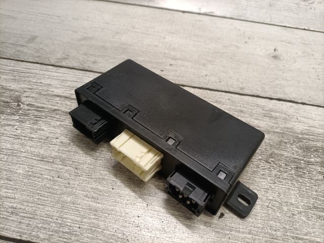 bontott BMW 5 E39 Jobb első Ajtó Vezérlőegység