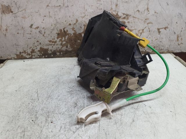 bontott BMW 5 E39 Jobb első Ajtózár