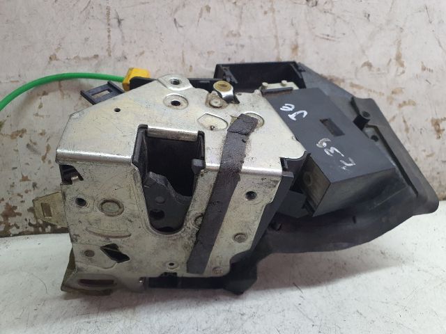 bontott BMW 5 E39 Jobb első Ajtózár