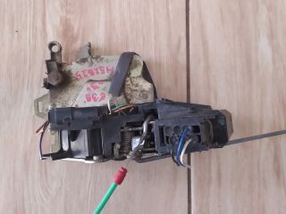 bontott BMW 5 E39 Jobb első Ajtózár