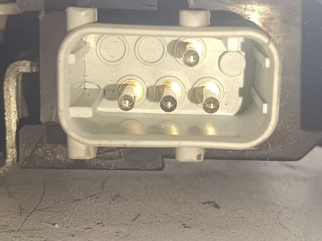 bontott BMW 5 E39 Jobb első Ajtózár