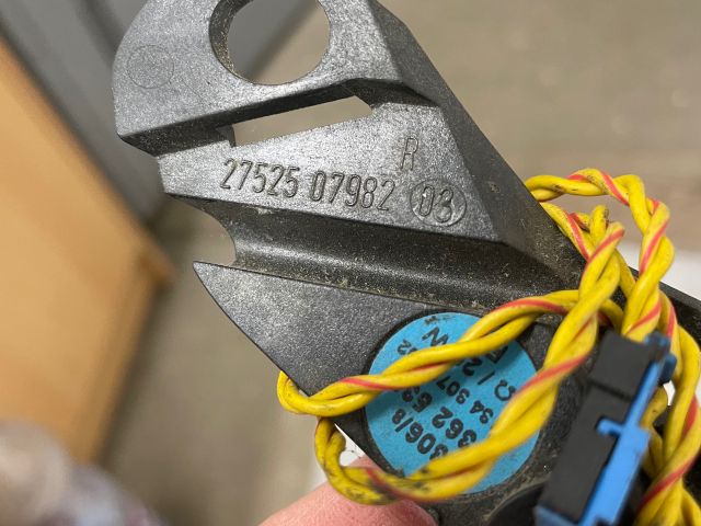 bontott BMW 5 E39 Jobb első Hangszóró