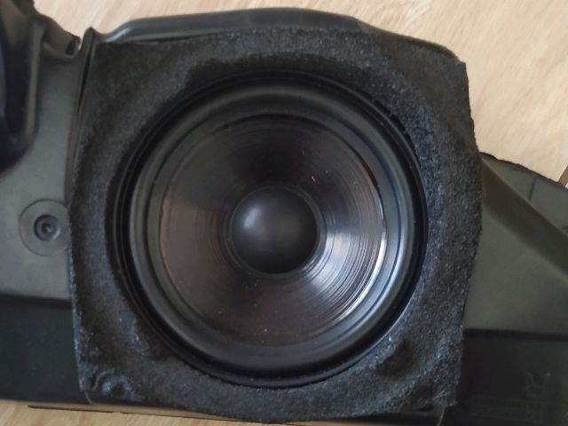 bontott BMW 5 E39 Jobb első Hangszóró