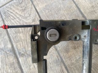 bontott BMW 5 E39 Jobb első Külső Kilincsfészek