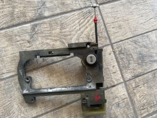 bontott BMW 5 E39 Jobb első Külső Kilincsfészek