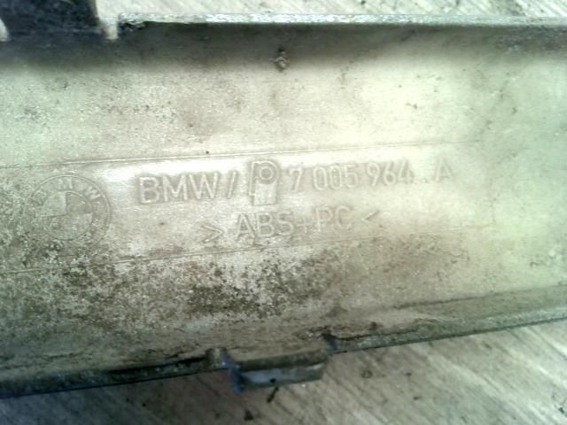 bontott BMW 5 E39 Jobb első Lökhárító Díszléc