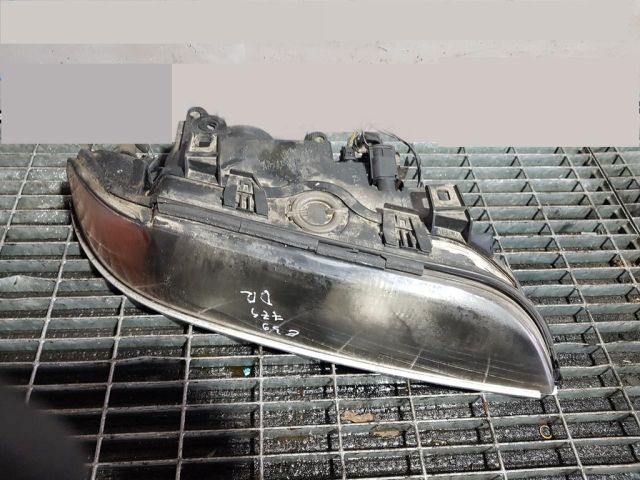 bontott BMW 5 E39 Jobb Fényszóró