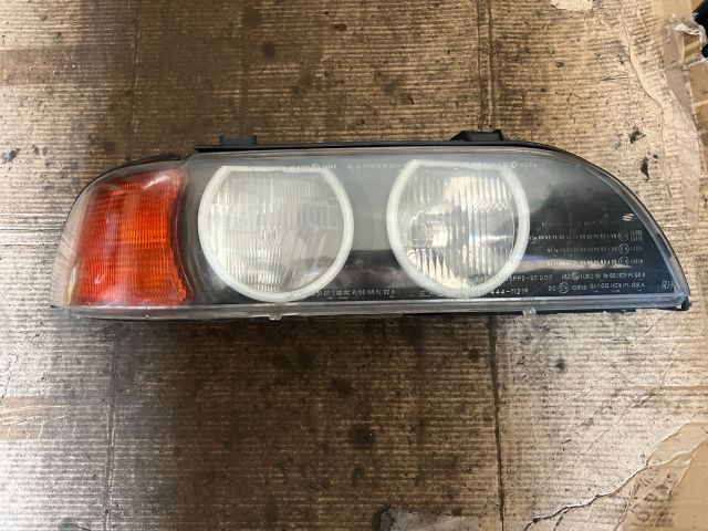 bontott BMW 5 E39 Jobb Fényszóró