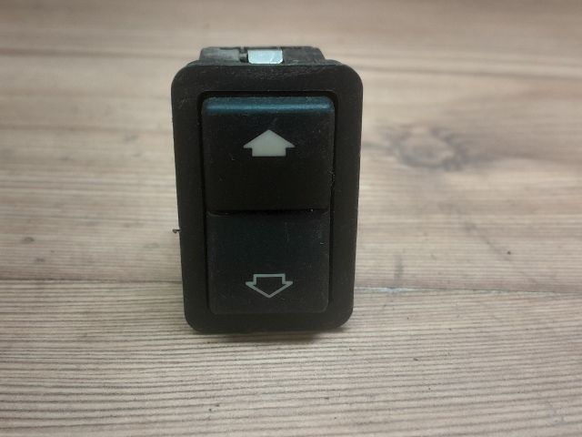bontott BMW 5 E39 Jobb hátsó Ablakemelő Kapcsoló