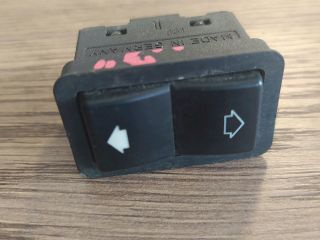 bontott BMW 5 E39 Jobb hátsó Ablakemelő Kapcsoló