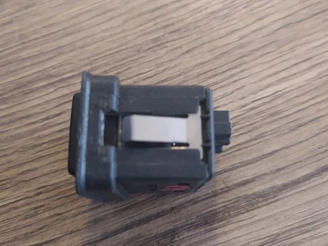 bontott BMW 5 E39 Jobb hátsó Ablakemelő Kapcsoló