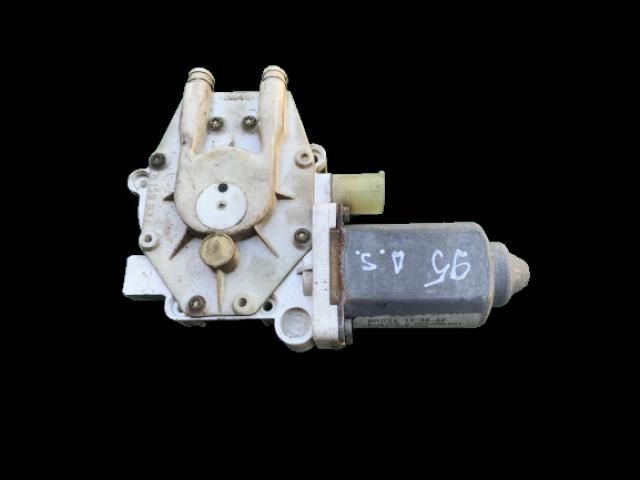 bontott BMW 5 E39 Jobb hátsó Ablakemelő Motor