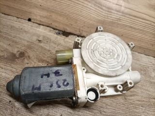 bontott BMW 5 E39 Jobb hátsó Ablakemelő Motor