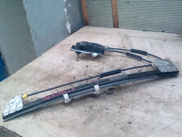 bontott BMW 5 E39 Jobb hátsó Ablakemelő Szerkezet (Mechanikus)