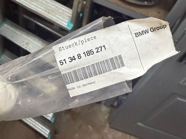 bontott BMW 5 E39 Jobb hátsó Ajtó Díszléc