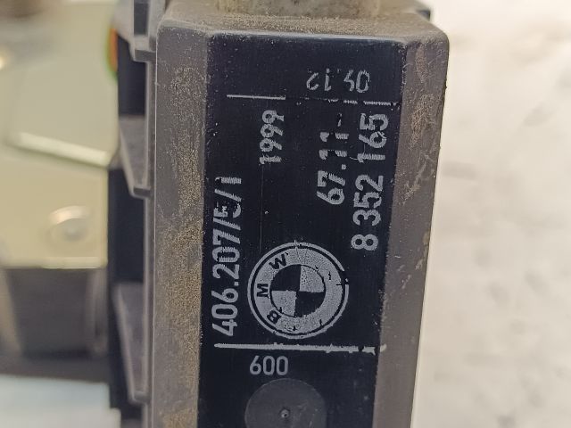 bontott BMW 5 E39 Jobb hátsó Ajtózár