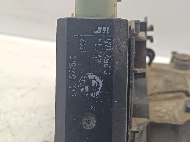 bontott BMW 5 E39 Jobb hátsó Ajtózár