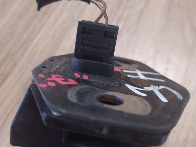 bontott BMW 5 E39 Jobb hátsó Ajtózár