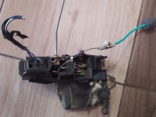 bontott BMW 5 E39 Jobb hátsó Ajtózár