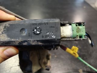 bontott BMW 5 E39 Jobb hátsó Ajtózár