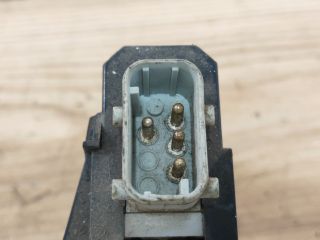 bontott BMW 5 E39 Jobb hátsó Ajtózár