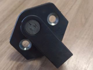 bontott BMW 5 E39 Jobb hátsó Ajtózár