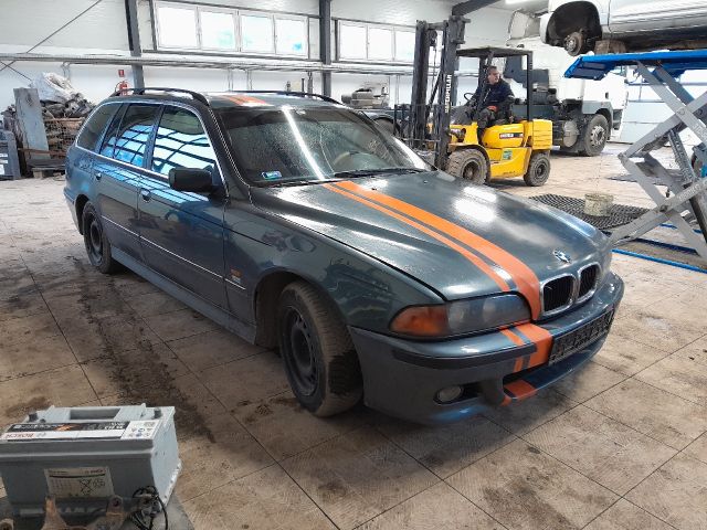 bontott BMW 5 E39 Jobb hátsó Csonkállvány Kerékaggyal