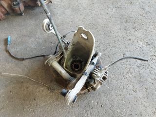 bontott BMW 5 E39 Jobb hátsó Csonkállvány Kerékaggyal