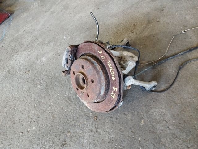 bontott BMW 5 E39 Jobb hátsó Csonkállvány Kerékaggyal