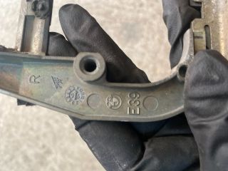 bontott BMW 5 E39 Jobb hátsó Külső Kilincsfészek